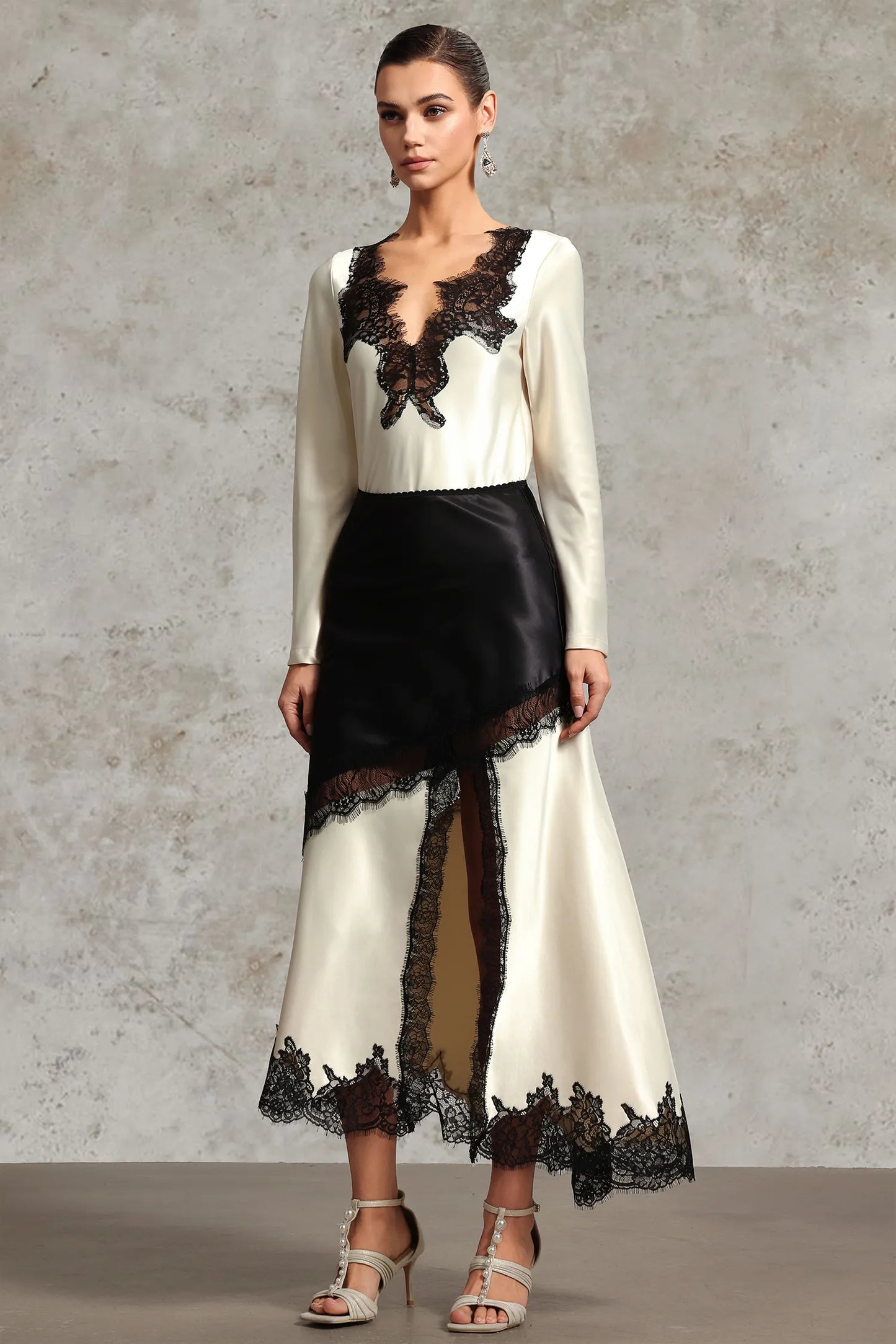 Cream/black Satin skirts